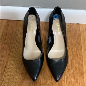 Women’s Nine West Black heels - size 7.5